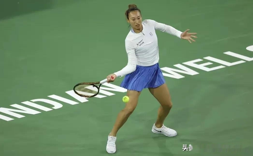 亚博体育-比赛局势复杂引爆全场!,阿扎伦卡意外战胜中国队全场沸腾不已-亚博体育