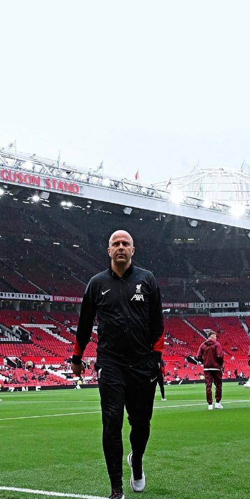 亚博体育-利物浦遭遇争议判罚，裁判组回应：执法公正，大小可是之后.-亚博体育