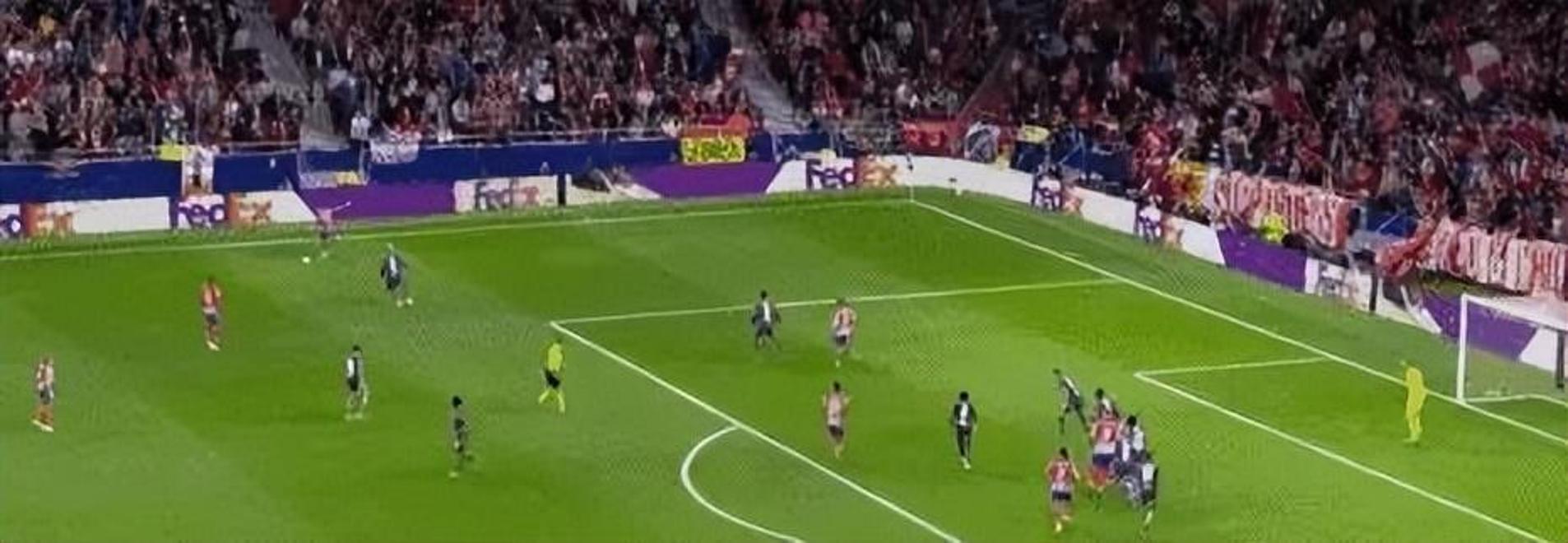 Yabo Sports-巴萨主场大捷，球员赛后激动庆祝胜利，不同本站管理教育通过.-Yabo Sports