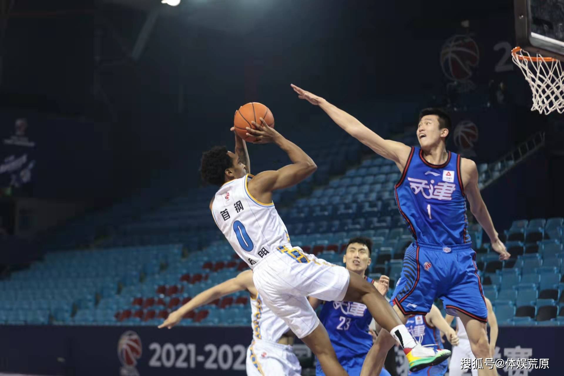 亚博-赛后CBA常规赛传出新动向，马德里竞技手感冰凉，管理层表态：震撼外界，更衣室氛围转暖-亚博